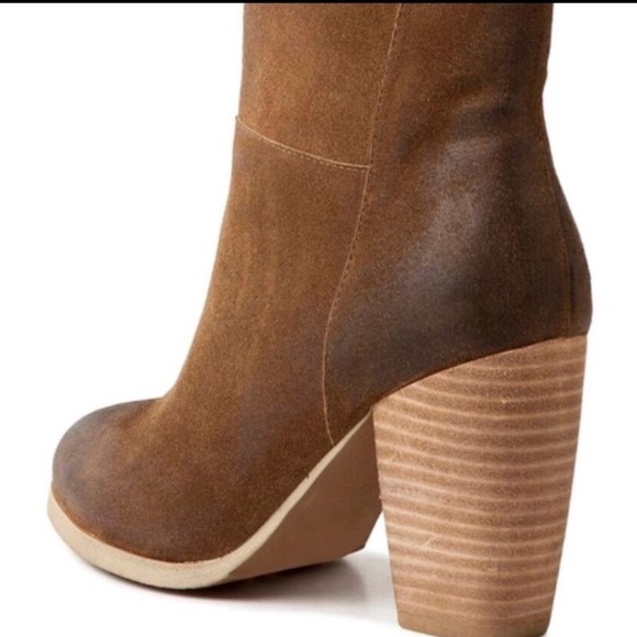 Antelope suede tri wrap boots. Sz 38. - Picture 3 of 6